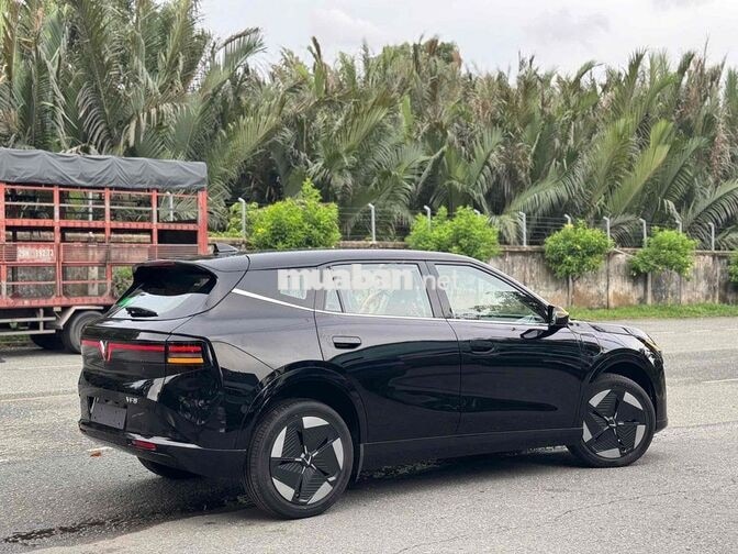 VinFast VF 8 All New Vay 90-100% Chạy Xanh Grap