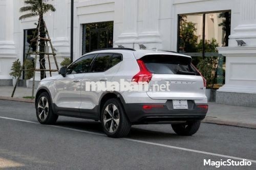 Xe Volvo XC40 Ultra B5 AWD 2025 - 1 Tỷ 405 Triệu