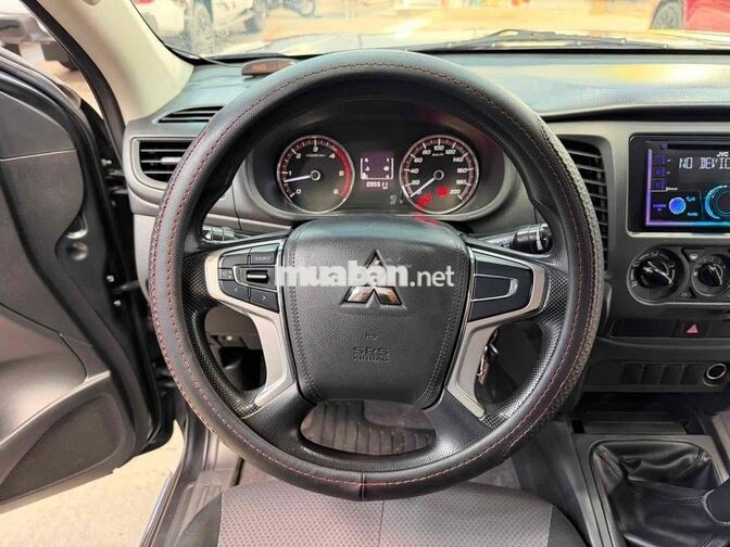 Mitsubishi Triton 2020 Số sàn