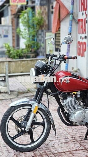 Yamaha YB125 2012 côn tay màu Đỏ