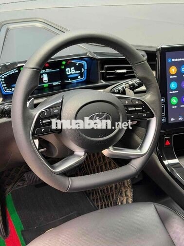 Hyundai Custin 2025 AT