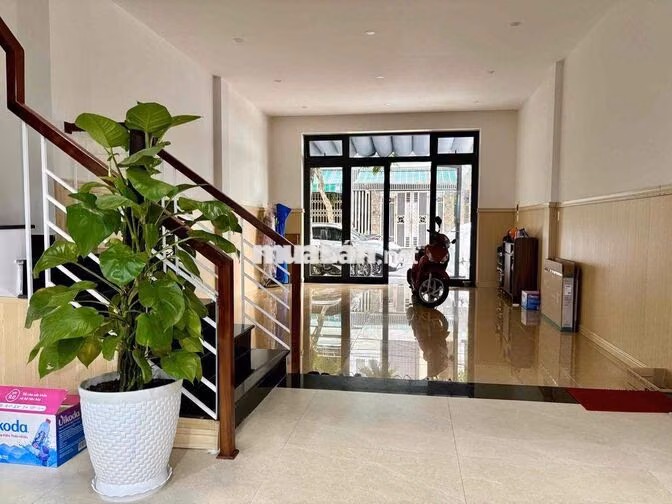 226 ✨ 🏡 CHO THUÊ NHÀ 3 TẦNG MẶT TIỀN NGUYỄN LAI