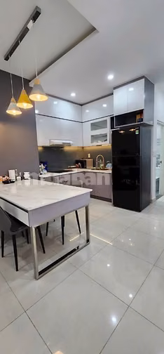 Chung cư Ruby, Nguyễn Sỹ Sách, TB: 9triệu, 2PN, full NT, gần sân bay