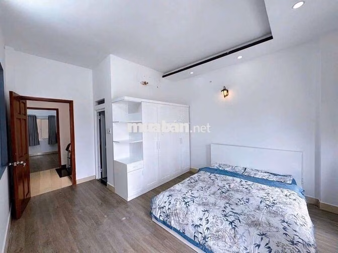CHO THUÊ NHÀ 1 TRỆT 2 LẦU, DT 4×15 CÓ 4PN,4WC. THẠNH LỘC 41,HẺM XE HƠI