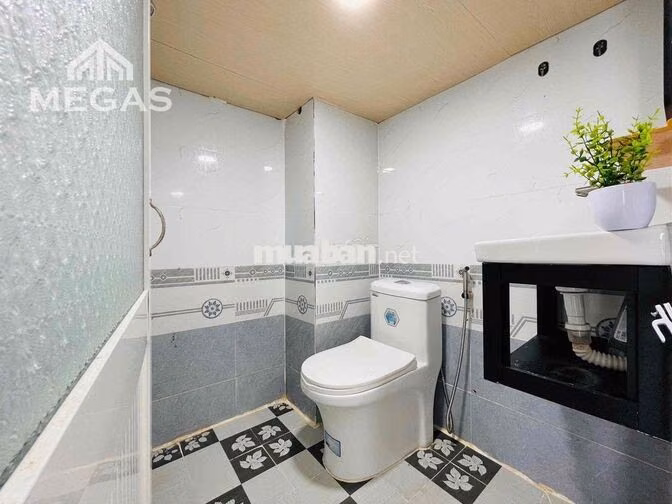 CHO THUÊ CĂN HỘ GÁC CAO RỘNG GẦN 45M2 Ở ĐƯỢC 4NG_4XE GẦN ĐH MỞ GIA PHÚ