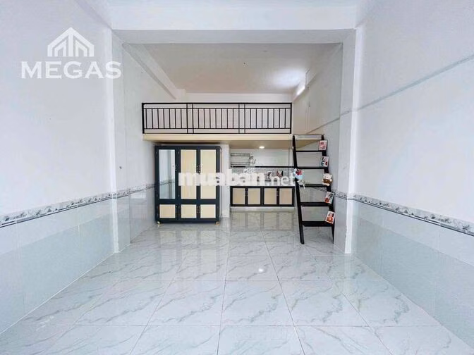 CHO THUÊ CĂN HỘ GÁC CAO RỘNG GẦN 45M2 Ở ĐƯỢC 4NG_4XE GẦN ĐH MỞ GIA PHÚ