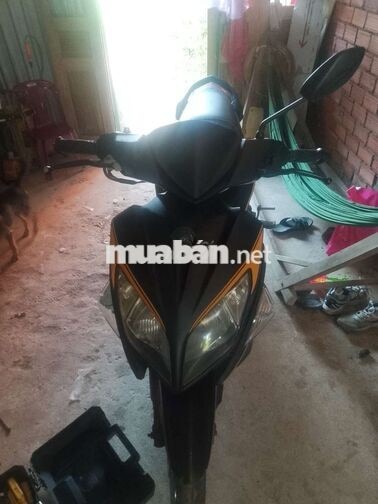 Yamaha Novo 4 Đen