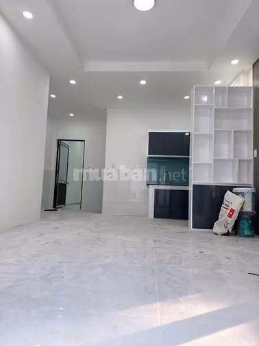NHÀ ĐẸP 5,3X10,5M LÊ VĂN KHƯƠNG, Q12 - GIÁ 2,79 TỶ