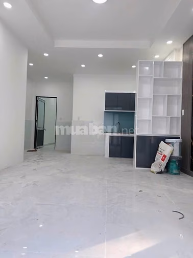 NHÀ ĐẸP 5,3X10,5M LÊ VĂN KHƯƠNG, Q12 - GIÁ 2,79 TỶ