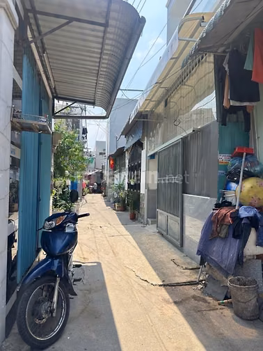 NHÀ ĐẸP 5,3X10,5M LÊ VĂN KHƯƠNG, Q12 - GIÁ 2,79 TỶ