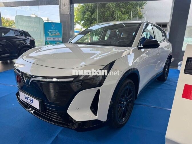 VF8 All new, áp Voucher Lux SA 80t, còn 699t