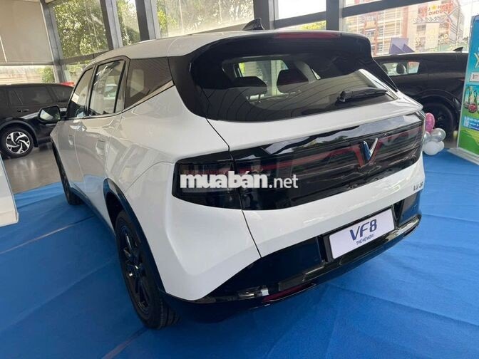 VF8 All new, áp Voucher Lux SA 80t, còn 699t