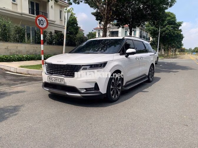 Kia Carnival Signature 2021 Trắng 7 chỗ 114.000 km