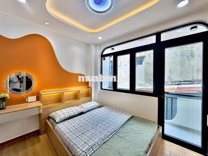 NHÀ ĐẸP NGAY CHỢ BÀ CHIỂU, TIỆM VÀNG MI HỒNG -  4PN - CHỈ NHỈNH 5 TỶ