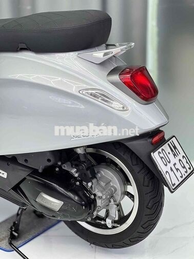 Piaggio Vespa Sprint 125 2020 Bạc 9c nợ xấu trả 50