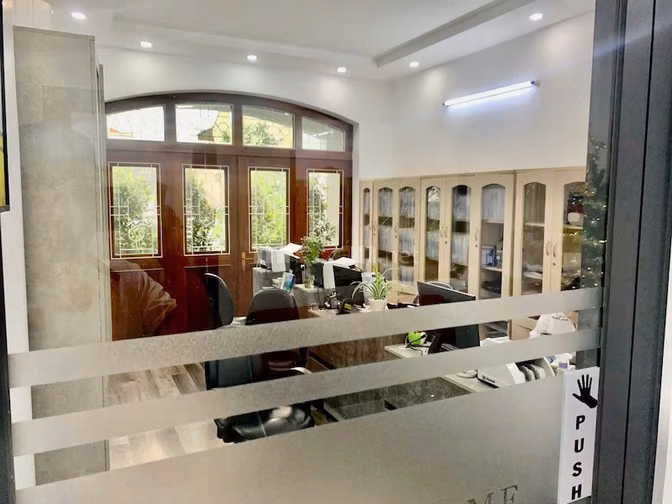 Bán biệt thự VIP Phú Nhuận, Nguyễn Văn Trỗi, 167m2, ngangh 8m, 5 lầu