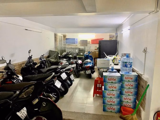 Bán biệt thự VIP Phú Nhuận, Nguyễn Văn Trỗi, 167m2, ngangh 8m, 5 lầu