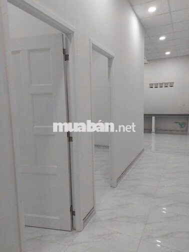 Nhà 5❌14 cấp 4 mới đẹp 2pn 1wc hẻm 3 gác gần nhà thờ lạc quang