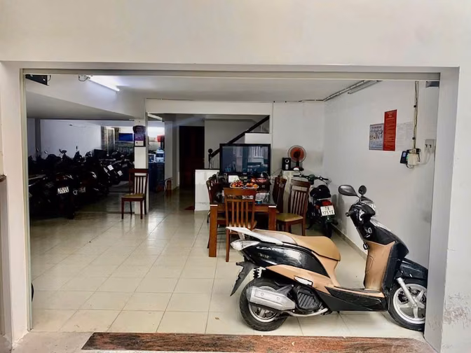 Bán biệt thự VIP Phú Nhuận, Nguyễn Văn Trỗi, 167m2, ngangh 8m, 5 lầu