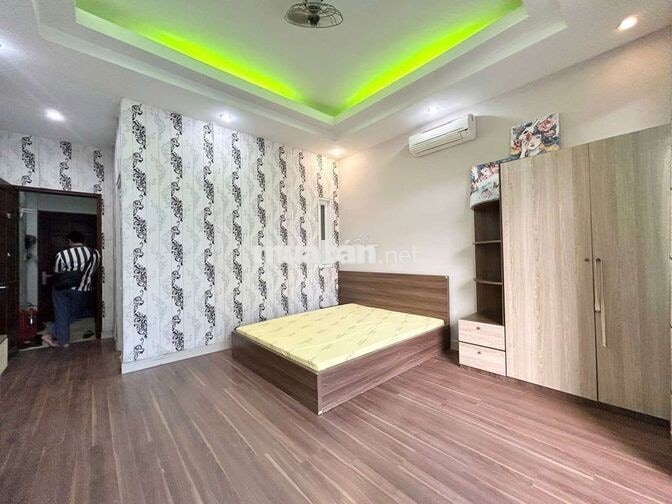 🏵️ Nhà Tớ - Cho Thuê STUDIO BANCONY tách bếp - rất to ở Chu Văn An - BT