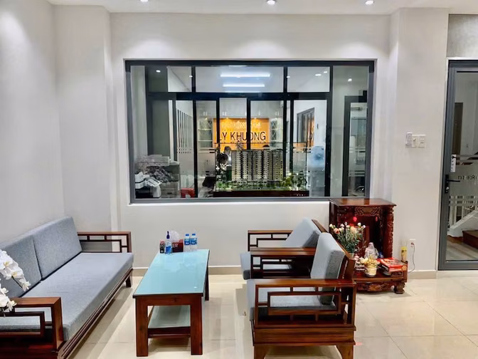 Bán biệt thự VIP Phú Nhuận, Nguyễn Văn Trỗi, 167m2, ngangh 8m, 5 lầu