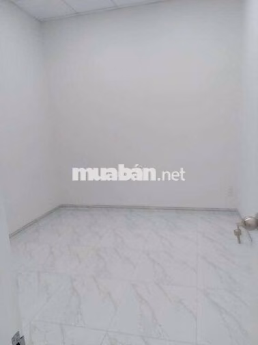 Nhà 5❌14 cấp 4 mới đẹp 2pn 1wc hẻm 3 gác gần nhà thờ lạc quang