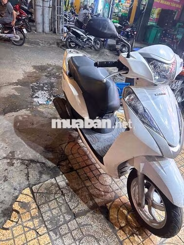 Honda Lead 125 Trắng