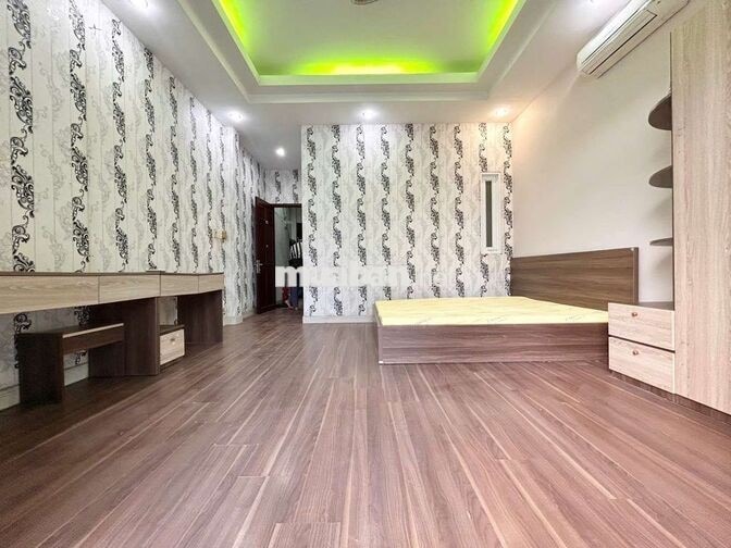 🏵️ Nhà Tớ - Cho Thuê STUDIO BANCONY tách bếp - rất to ở Chu Văn An - BT