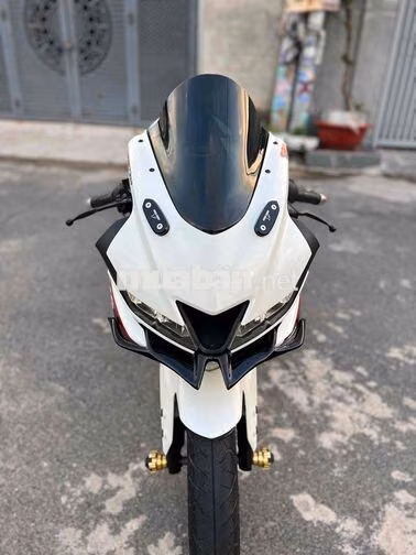 Yamaha R15 V3 2021 Trắng