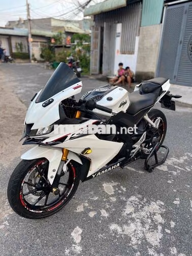 Yamaha R15 V3 2021 Trắng