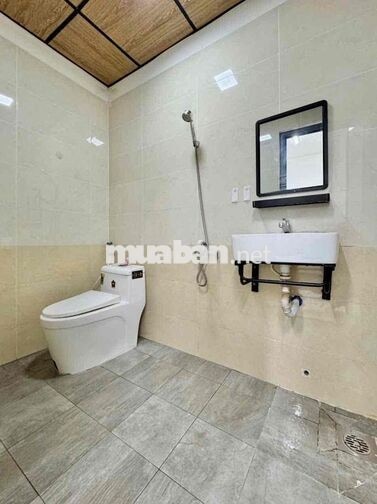 STUDIO BAN CÔNG GẦN SÂN BAY & GO! TRƯỜNG CHINH