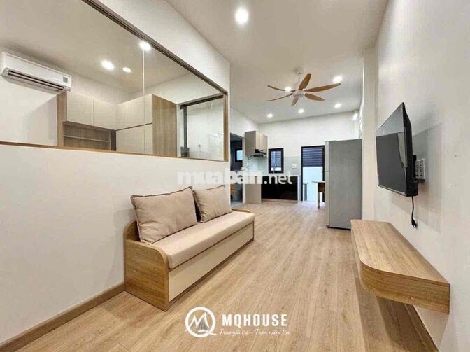 CĂN HỘ 1PN-1PK BAN CÔNG TÁCH BẾP RỘNG 50m2 THANG MÁY CỘNG HOÀ TÂN BINH