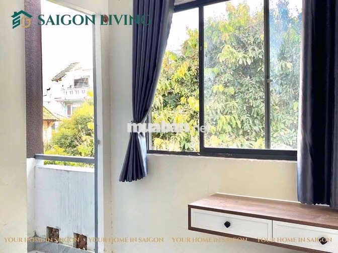 KHAI TRƯƠNG 1 PHÒNG NGỦ NGAY NGÃ TƯ HÀNG XANH_BAN CÔNG CỬA SỔ