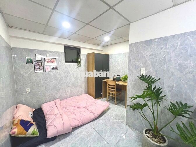 1 PHÒNG STUDIO Ở DƯƠNG QUẢNG HÀM GIÁ CHỈ 3TR4 - NHANH CÁC BẠN ƠI