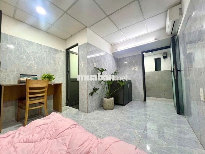 1 PHÒNG STUDIO Ở DƯƠNG QUẢNG HÀM GIÁ CHỈ 3TR4 - NHANH CÁC BẠN ƠI