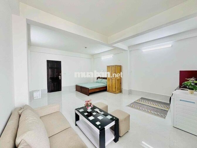 STUDIO BAN CÔNG GẦN SÂN BAY & GO! TRƯỜNG CHINH
