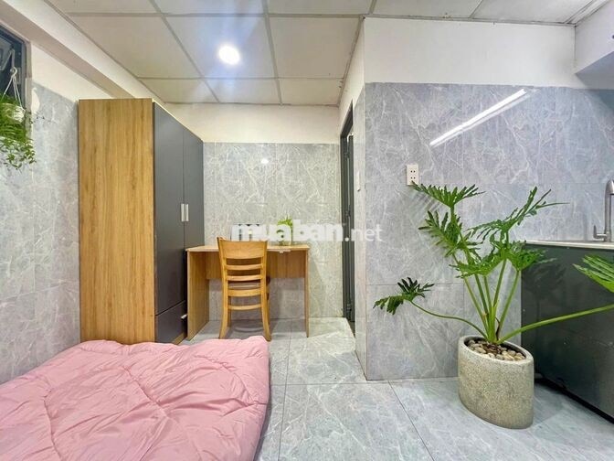 1 PHÒNG STUDIO Ở DƯƠNG QUẢNG HÀM GIÁ CHỈ 3TR4 - NHANH CÁC BẠN ƠI