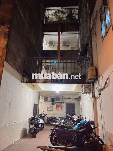 Phố Mai Dịch, Cho thuê căn tập thêt