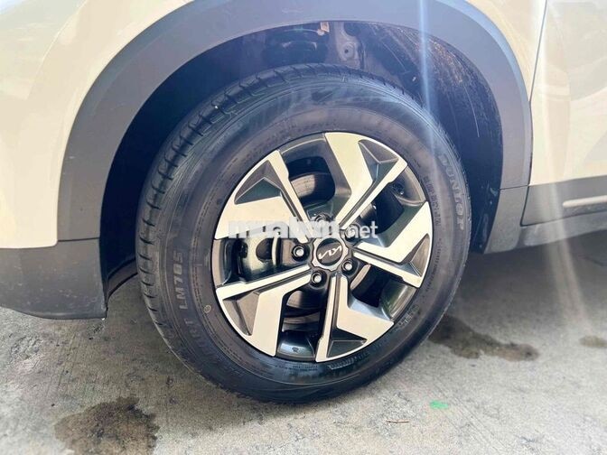 Kia Sonet Premium 1.5 AT sản xuất 2023 siêu lướt