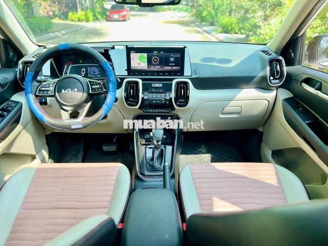 Kia Sonet Premium 1.5 AT sản xuất 2023 siêu lướt