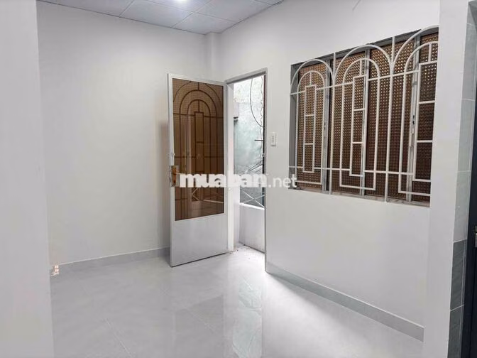 CHÍNH CHỦ CHO THUÊ - PHÒNG MỚI XÂY - LÝ THÁI TỔ TRUNG TÂM QUẬN 10