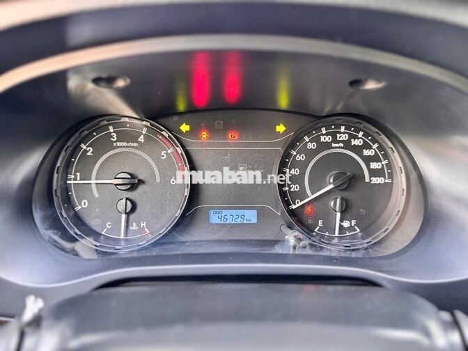 Toyota Hilux 2021 2.4 4x2 MT Đỏ