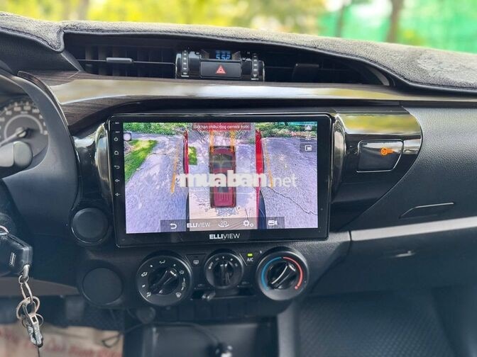Toyota Hilux 2021 2.4 4x2 MT Đỏ