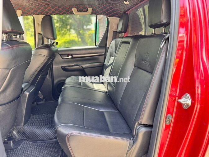 Toyota Hilux 2021 2.4 4x2 MT Đỏ