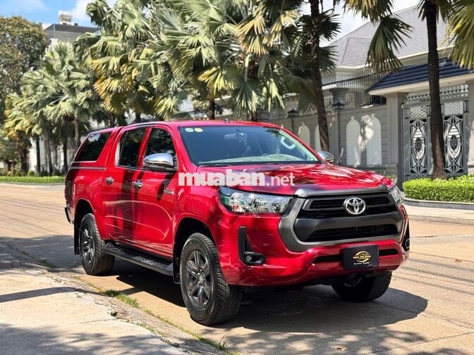 Toyota Hilux 2021 2.4 4x2 MT Đỏ