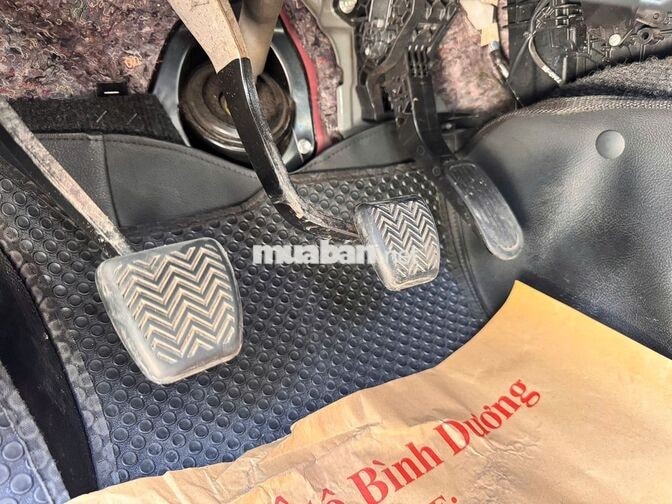 Toyota Hilux 2021 2.4 4x2 MT Đỏ