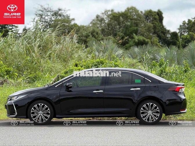 Toyota Corolla Altis 1.8V (CVT) 2022 CHÍNH HÃNG