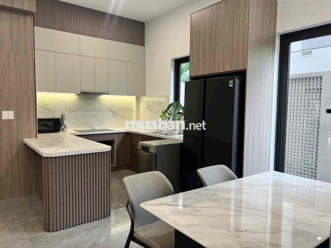 CẦN CHO THUÊ NHÀ PHỐ SYCAMORE NỘI THẤT CAO CẤP