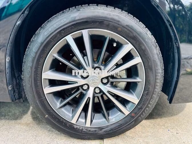 Toyota Altis 1.8G 2019 Đen 62000 km