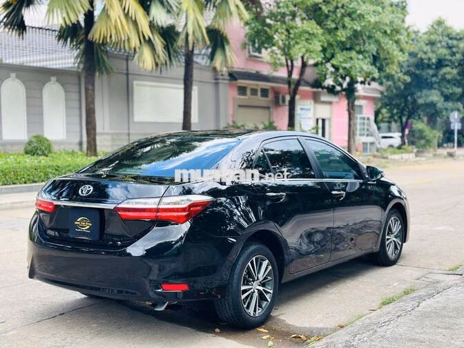 Toyota Altis 1.8G 2019 Đen 62000 km